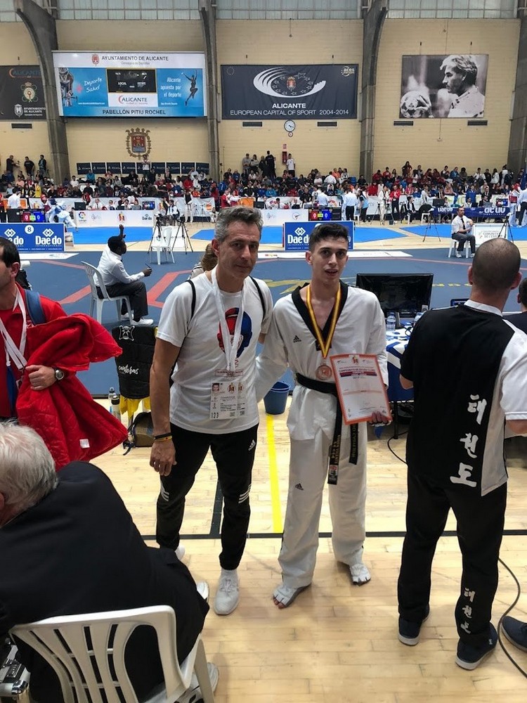 MAS RESULTADOS CAMPEONATOS DE ESPAÑA POR CLUB